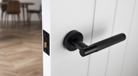 10 Signs You Need to Upgrade Your Home’s Door Hardware