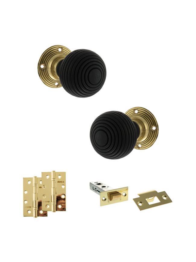 Old English Whitby Door Knob Pack (Latch Set - 4" HD Latch, 4" Slim Knuckle Hinges x2) - Polished Brass