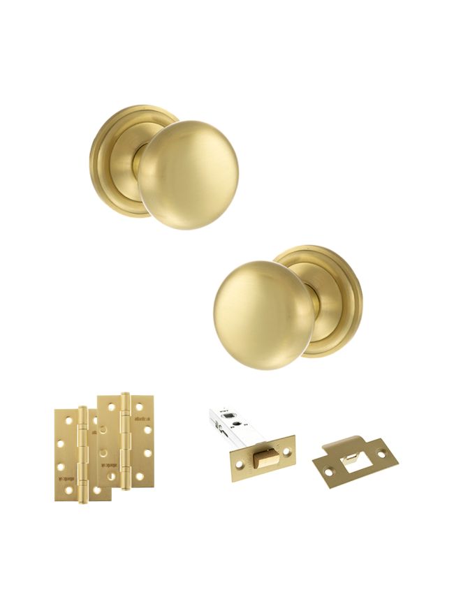 Old English Harrogate Door Knob Pack (Latch Set - 4" HD Latch, 4" Slim Knuckle Hinges x2) - Satin Brass