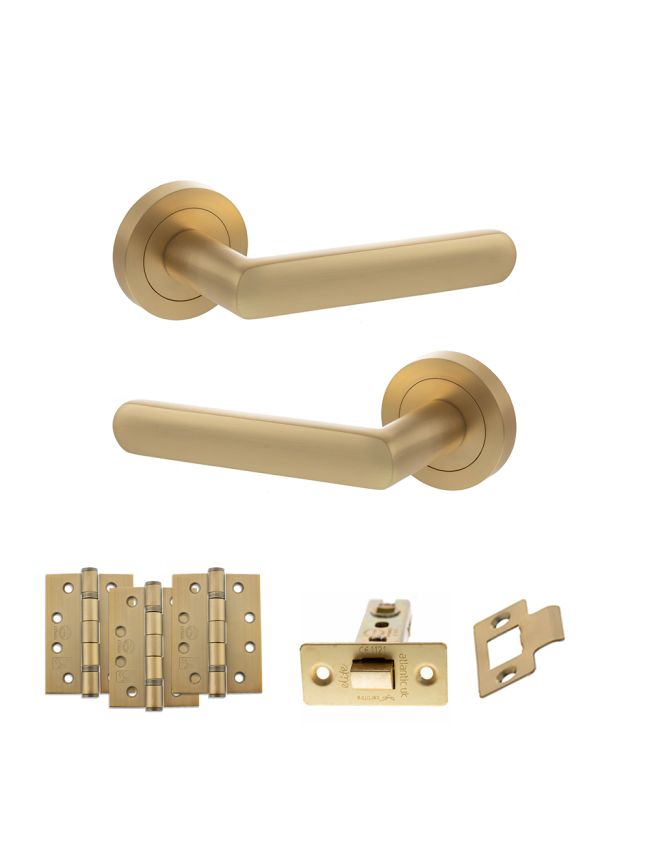 STATUS Carolina Door Handle Pack (Latch Set - 2.5" CE Latch, 4" Fire Rated Hinges x3) - Satin Brass