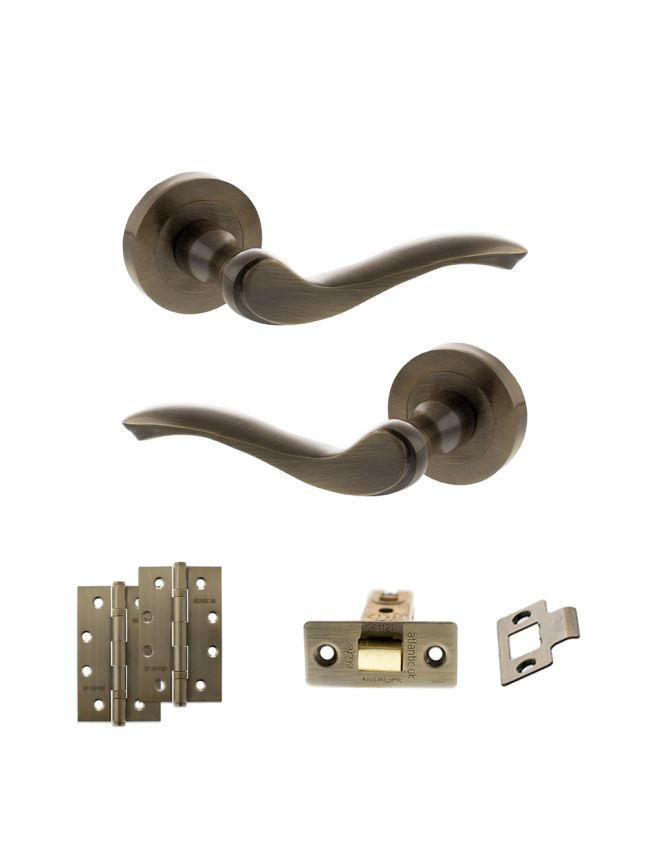 Old English Warwick Door Handle Pack (Latch Set - 2.5" CE Latch, 4" Slim Knuckle Hinges x2) - Antique Brass