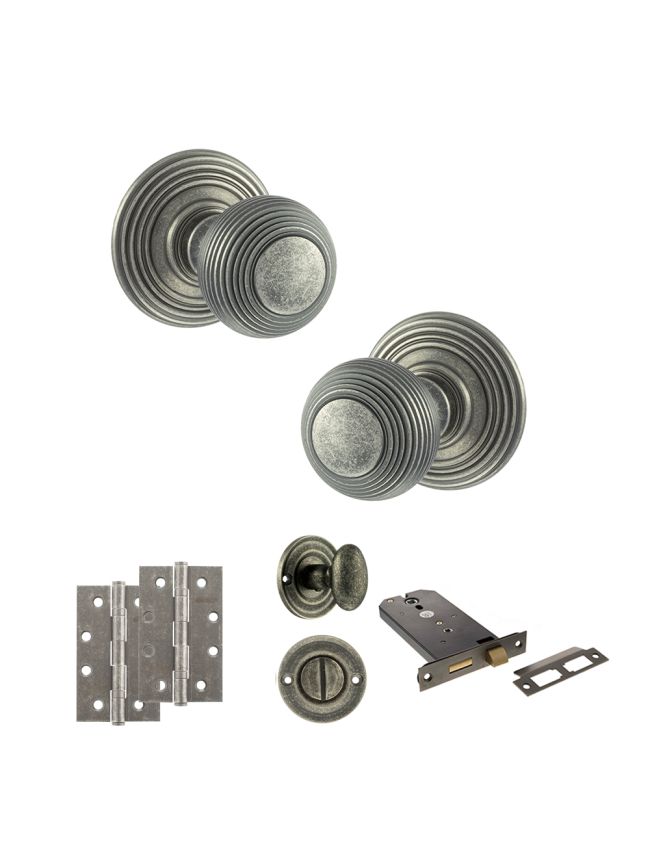 Old English Ripon Door Knob Pack (Lock Set - Horizontal Bathlock, 4" Slim Knuckle Hinges x2) - Distressed Silver