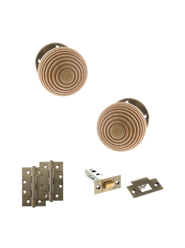Old English Bridlington Door Knob Pack (Latch Set - 3" HD Latch, 4" Slim Knuckle Hinges x2) - Antique Brass
