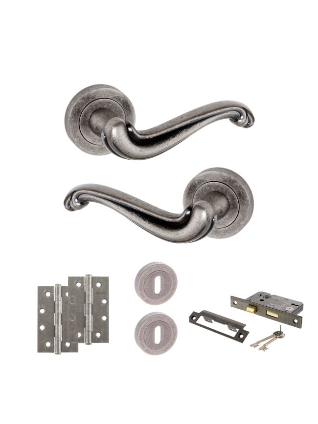 Old English Colchester Door Handle Pack (3 Lever Lock Set - 3" CE Sashlock, 4" Slim Knuckle Hinges x2) - Distressed Silver