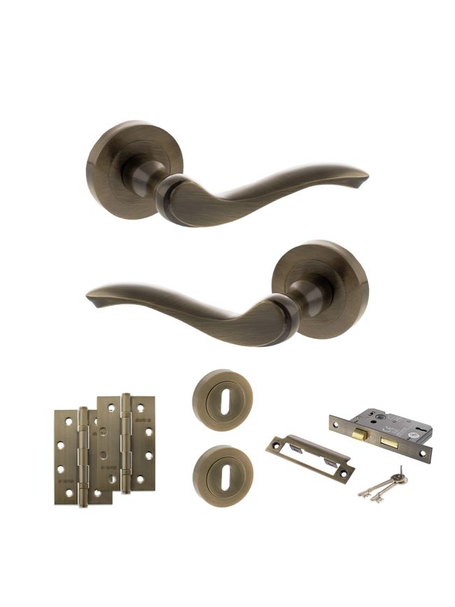 Old English Warwick Door Handle Pack (3 Lever Lock Set - 3" CE Sashlock, 4" Slim Knuckle Hinges x2) - Antique Brass
