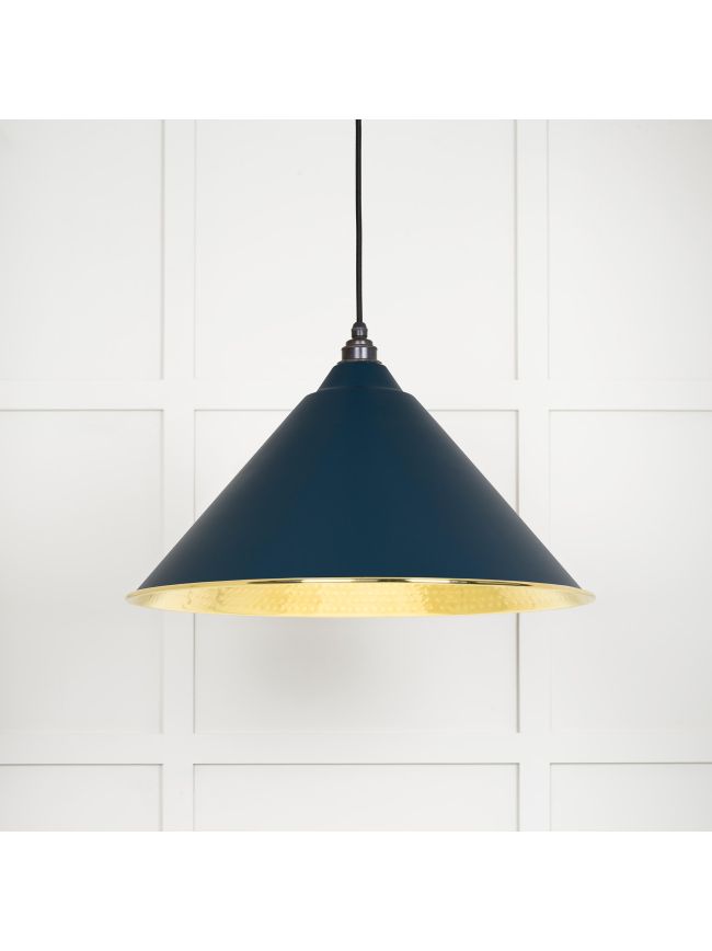 Hammered Brass Hockley Pendant in Dusk