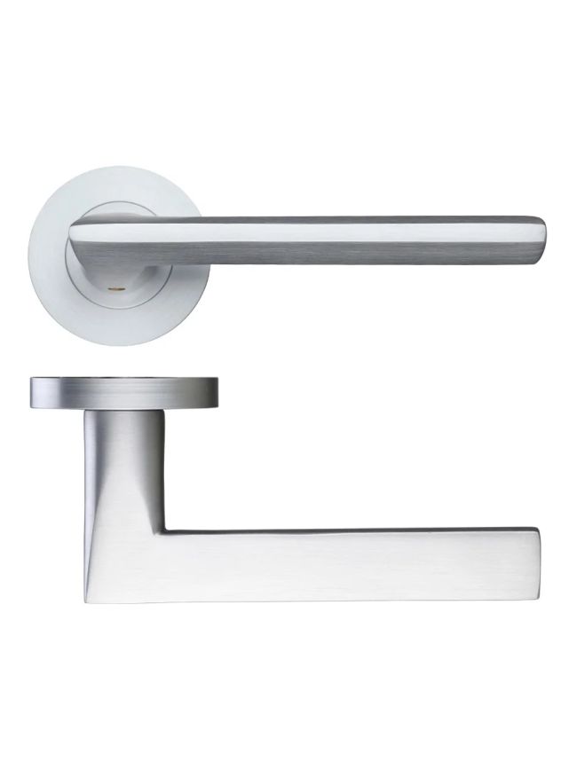 Zoo Hardware Vitorria Lever on Round Rose - Satin Chrome