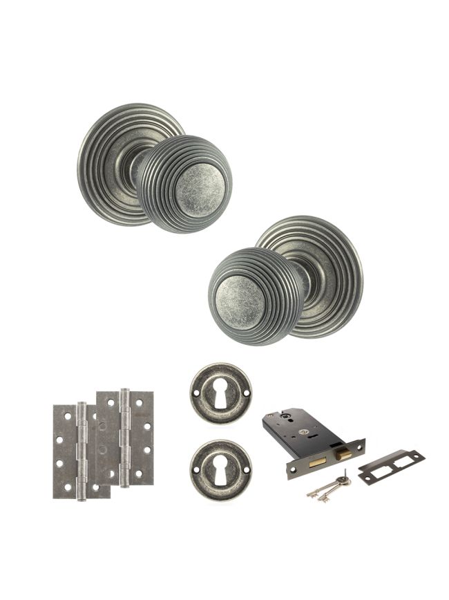 Old English Ripon Door Knob Pack (Lock Set - Horizontal Sashlock, 4" Slim Knuckle Hinges x2) - Distressed Silver