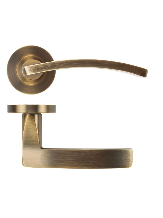 Zoo Hardware Toledo lever on rose - Antique Brass