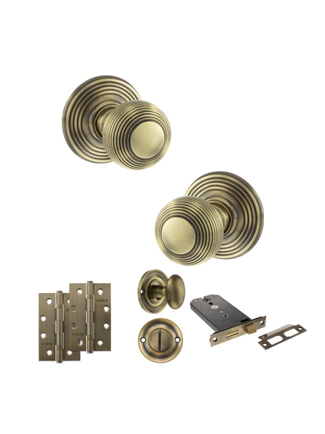 Old English Ripon Door Knob Pack (Lock Set - Horizontal Bathlock, 4" Slim Knuckle Hinges x2) - Antique Brass