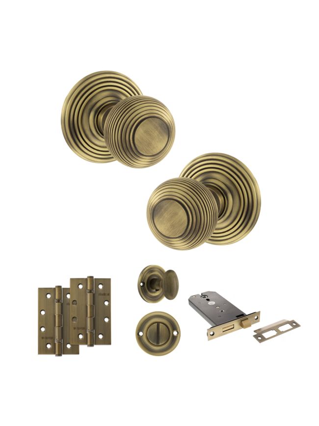 Old English Ripon Door Knob Pack (Lock Set - Horizontal Bathlock, 4" Slim Knuckle Hinges x2) - Matt Antique Brass