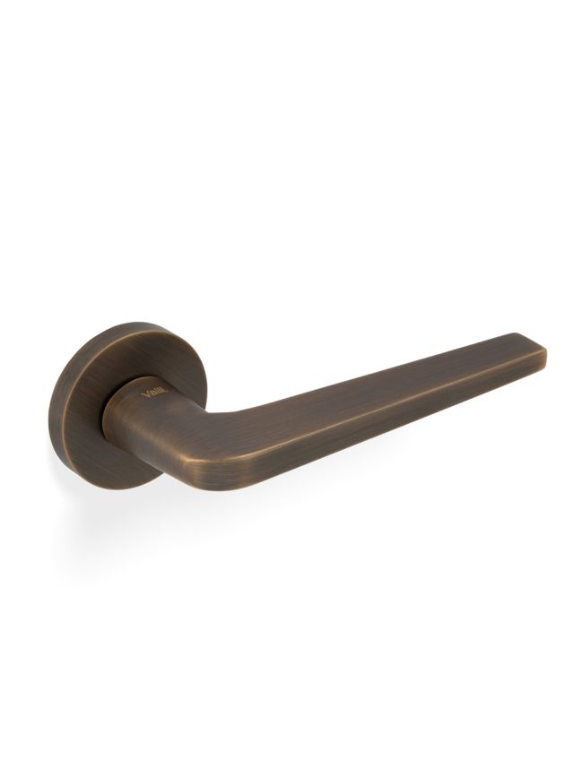 Valli David Chipperfield Lever on Round Rosette - Antique Brass