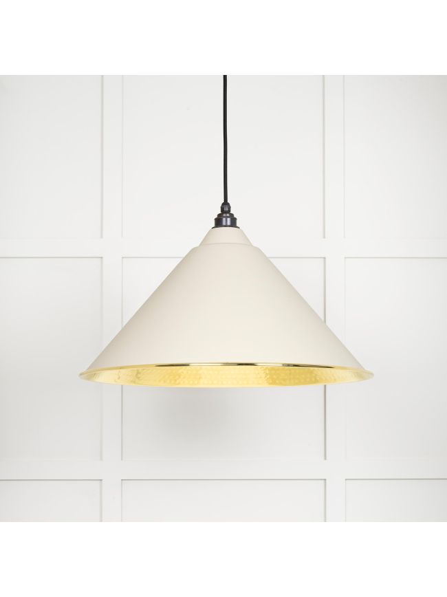 Hammered Brass Hockley Pendant in Teasel