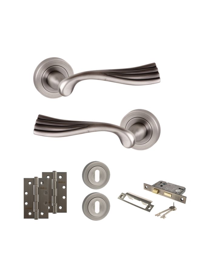 Old English Richmond Door Handle Pack (3 Lever Lock Set - 3" CE Sashlock, 4" Slim Knuckle Hinges x2) - Matt Gun Metal