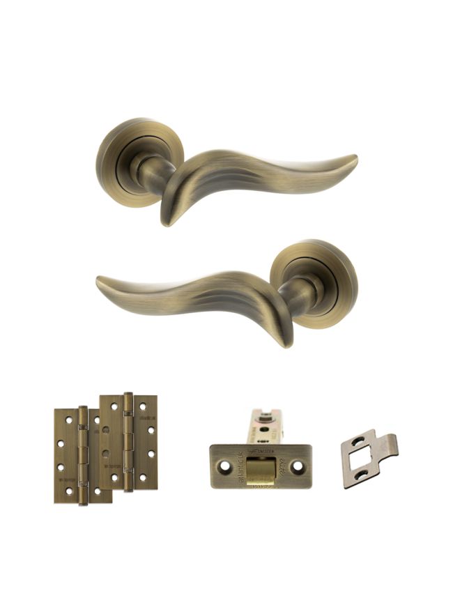 Old English Oxford Door Handle Pack (Latch Set - 2.5" CE Latch, 4" Slim Knuckle Hinges x2) - Matt Antique Brass