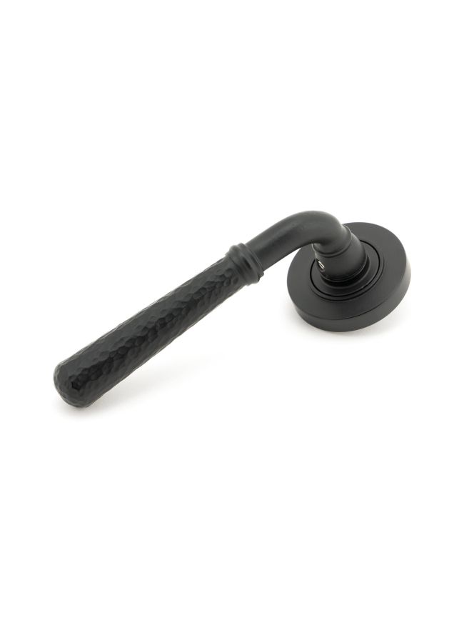 Matt Black Hammered Newbury Lever on Rose Set (Plain)