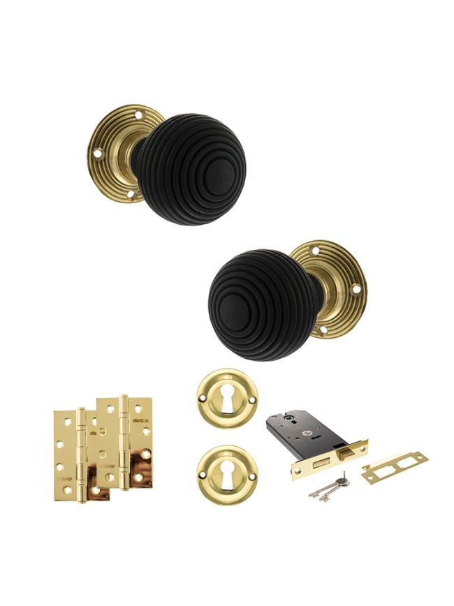 Old English Whitby Door Knob Pack (Lock Set - Horizontal Sashlock, 4" Slim Knuckle Hinges x2) - Polished Brass