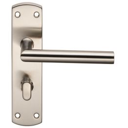 Steelworx Residential Mitred Lever On Wc Backplate - Satin Stainless Steel