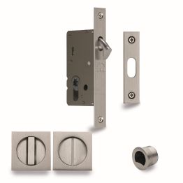 SLD Lock C/W SQ Privacy Turns Satin Nickel