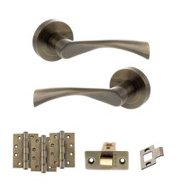 STATUS Colorado Door Handle Pack (Latch Set - 2.5" CE Latch, 4" Fire Rated Hinges x3) - Antique Brass
