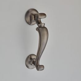4120 Old Doctor’s Knocker