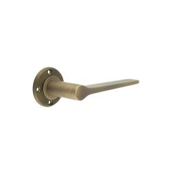 Knightsbridge Door Handles No Rose Antique Brass - By Frelan Hardware - BUR20AB