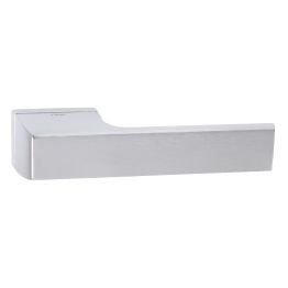 Tupai Rapido RetaLine Panela Lever Door Handle on Long Rose - Satin Chrome