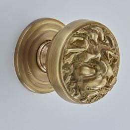 1734 Lion’s Head Centre Door Knob
