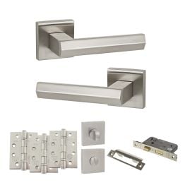 Senza Pari Davoli Door Handle Pack (Bathroom Set - 2.5" CE Bathroom Lock, 4" Fire Rated Hinges x3) - Satin Nickel