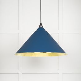 Hammered Brass Hockley Pendant in Upstream
