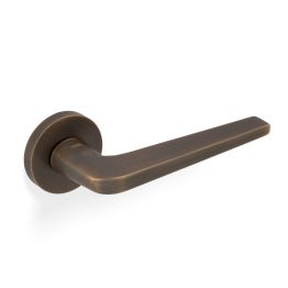 Valli David Chipperfield Lever on Round Rosette - Antique Brass