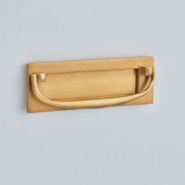 1643 Postal Knocker