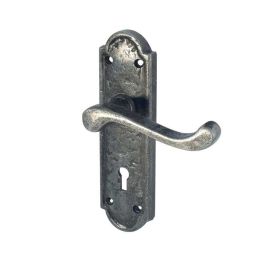 Turnberry Suite Door Handle on Lockplate Pewter - By Frelan Hardware - PEW300