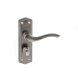 Old English Warwick WC Lever Door Handle on Backplate - Distressed Silver
