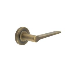 Knightsbridge Door Handle on Knurled Rose Antique Brass - By Frelan Hardware - BUR20KIT5