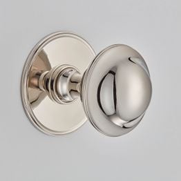 4175 Plain Round Centre Door Knob