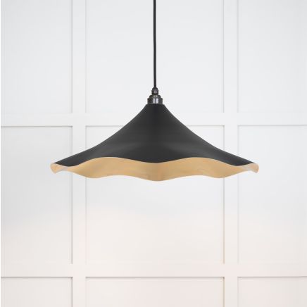 Smooth Brass Flora Pendant in Elan Black
