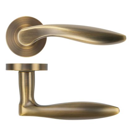 Zoo Hardware Cadiz lever on rose - Antique Brass