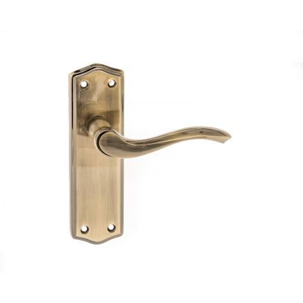Old English Warwick Latch Lever Door Handle on Backplate - Antique Brass