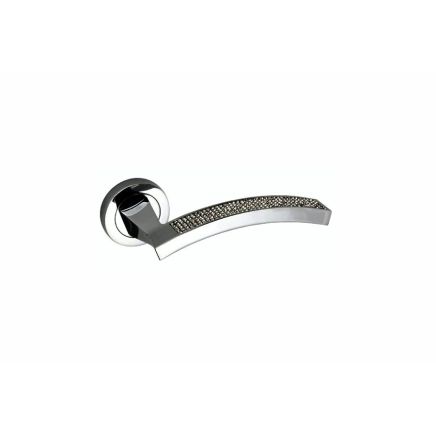 Senza Pari Crystal Lever Door Handle on Round Rose - Polished Chrome