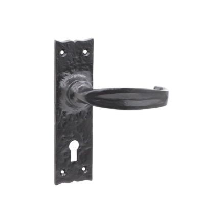 Isabella Lever Handle Matt Black