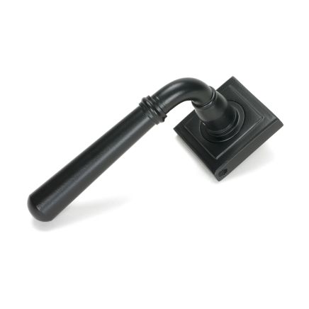 Matt Black Newbury Lever on Rose Set (Square)