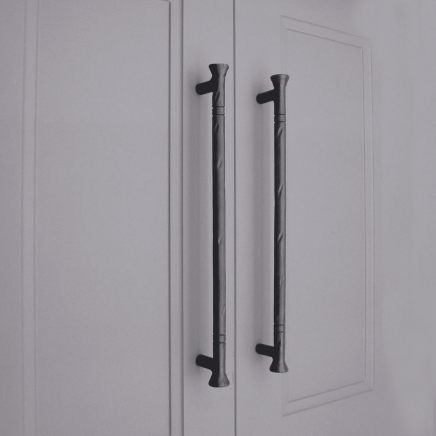 Dona Pull Handle Large  Matt Black