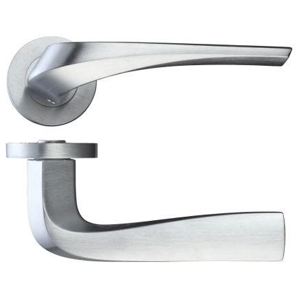 Zoo Hardware Aries lever on round rose - Satin Chrome