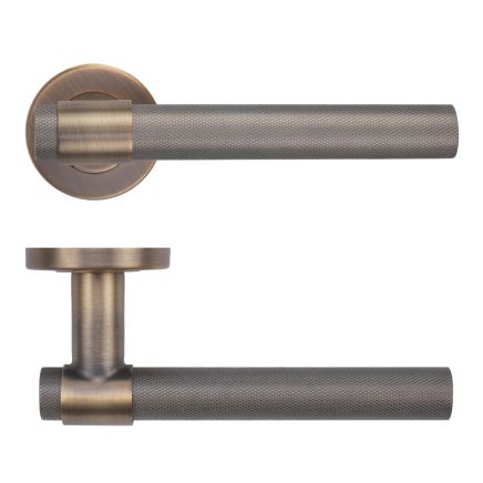 Zoo Hardware Knurled Lever on Round Rose 52mm x 8mm Push-on Rose - BS EN 1906 Grade 3 - Grade 201 - Antique Brass