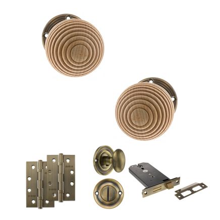 Old English Bridlington Door Knob Pack (Lock Set - Horizontal Bathlock, 4" Slim Knuckle Hinges x2) - Antique Brass