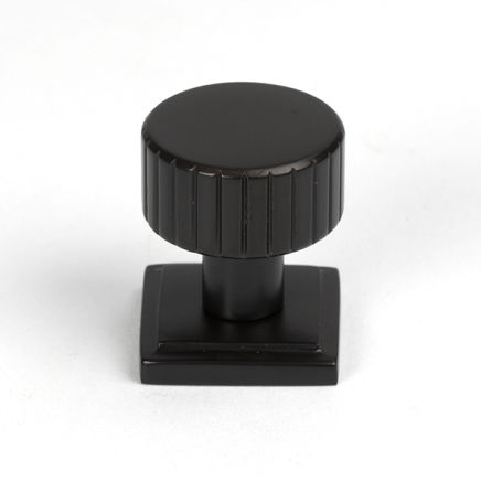 Aged Bronze Judd Cabinet Knob - 25mm (Square)