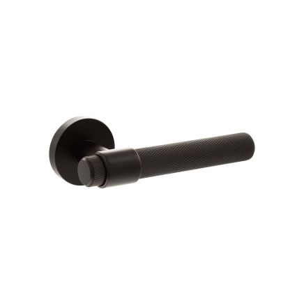 Senza Pari Andretta Knurled Lever Door Handle on Minimal Round Rose - Urban Dark Bronze