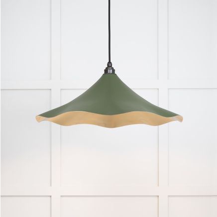 Smooth Brass Flora Pendant in Heath