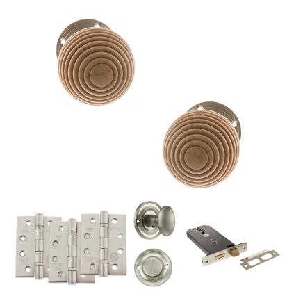 Old English Bridlington Door Knob Pack (Lock Set - Horizontal Bathlock, 4" Fire Rated Hinges x3) - Satin Nickel